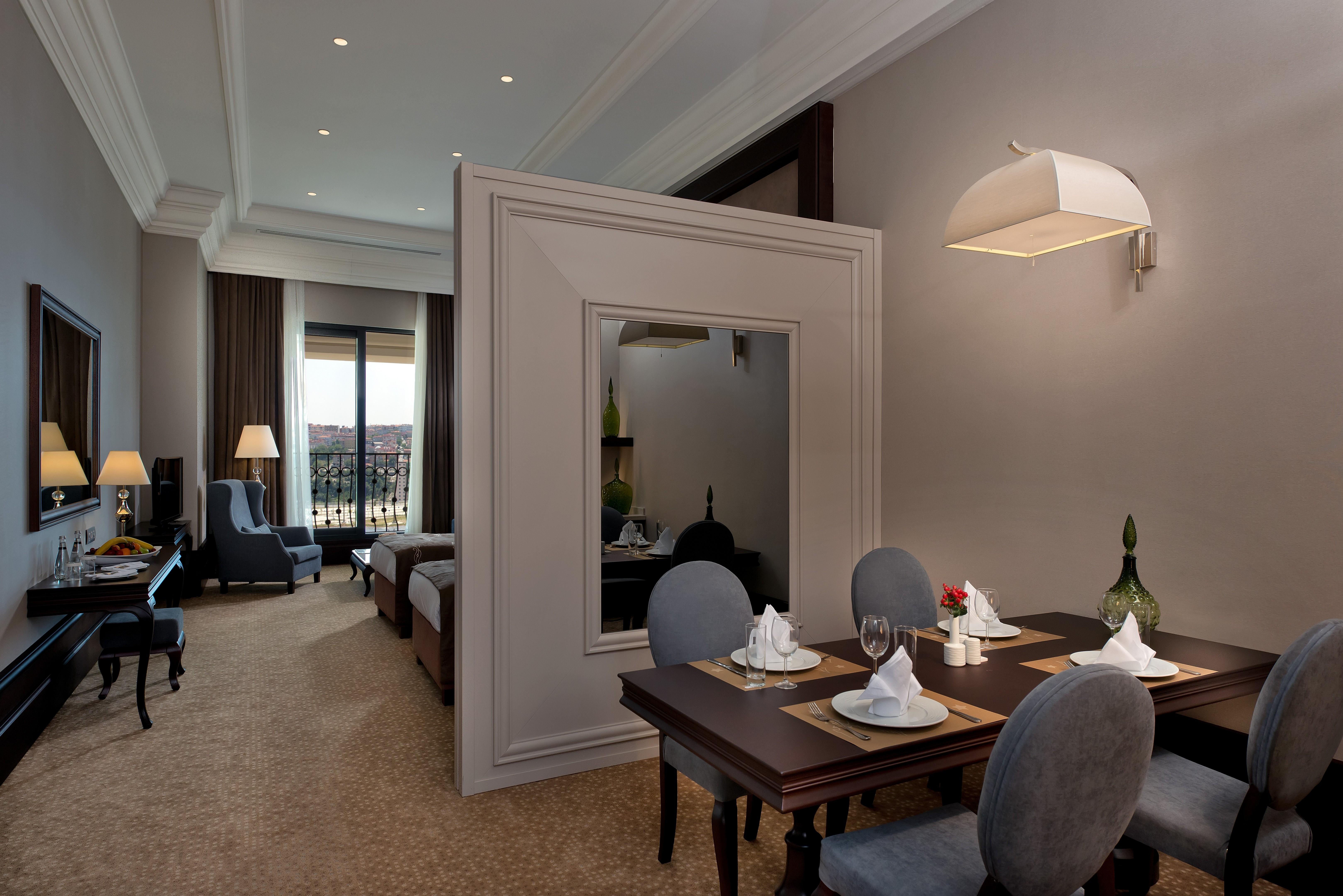 איסטמבול Vialand Palace Hotel מראה חיצוני תמונה