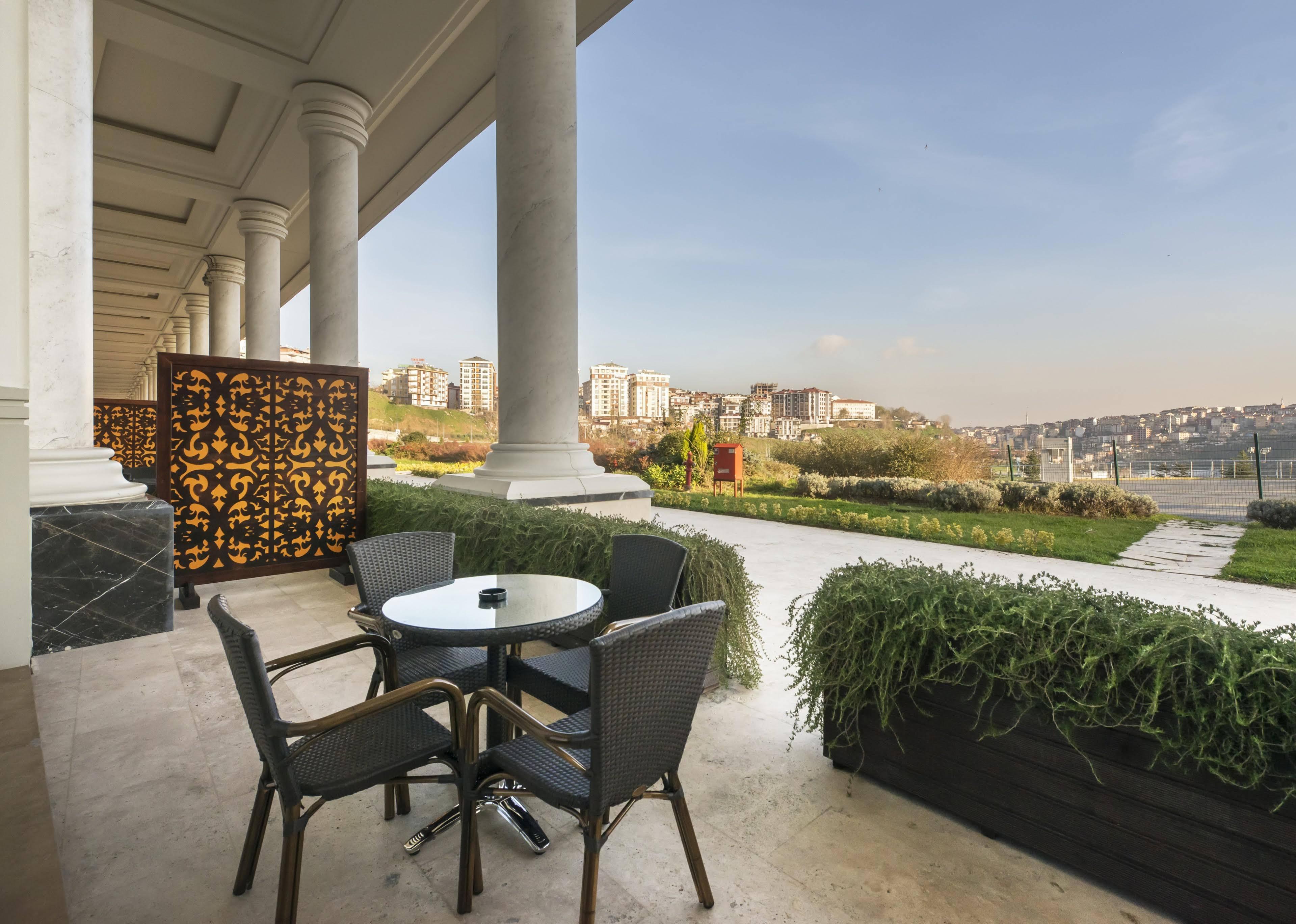 איסטמבול Vialand Palace Hotel מראה חיצוני תמונה