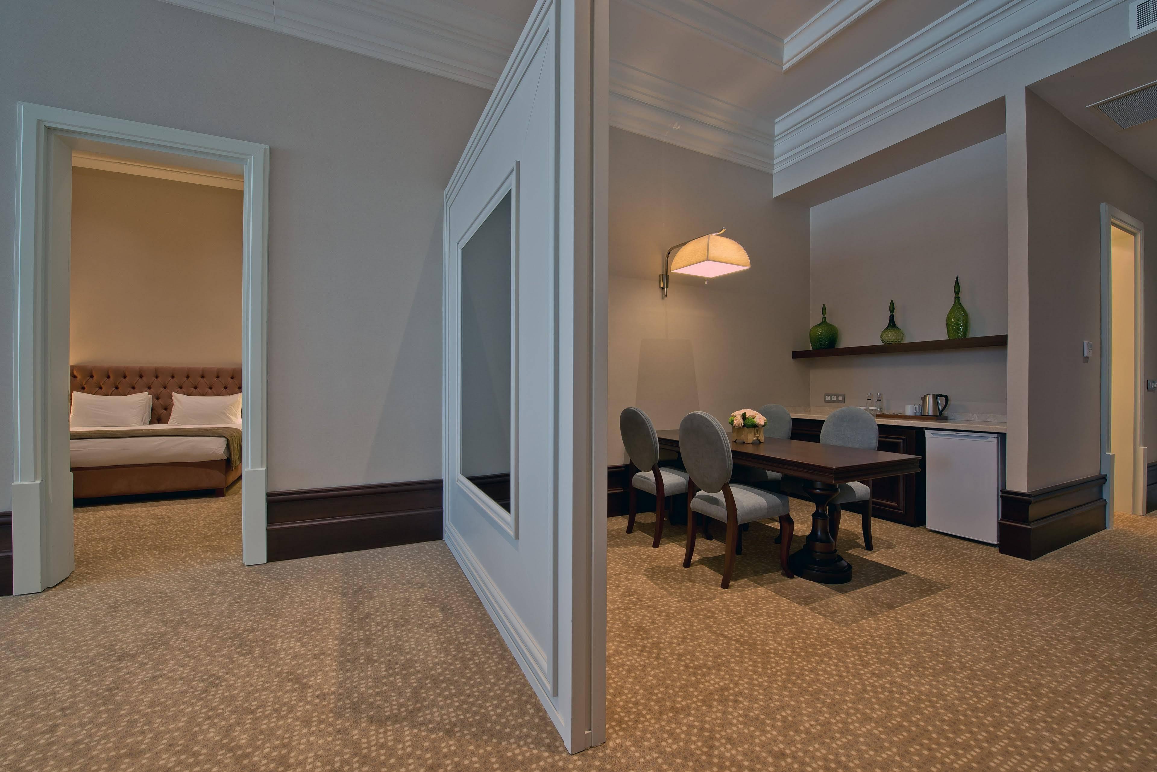איסטמבול Vialand Palace Hotel מראה חיצוני תמונה
